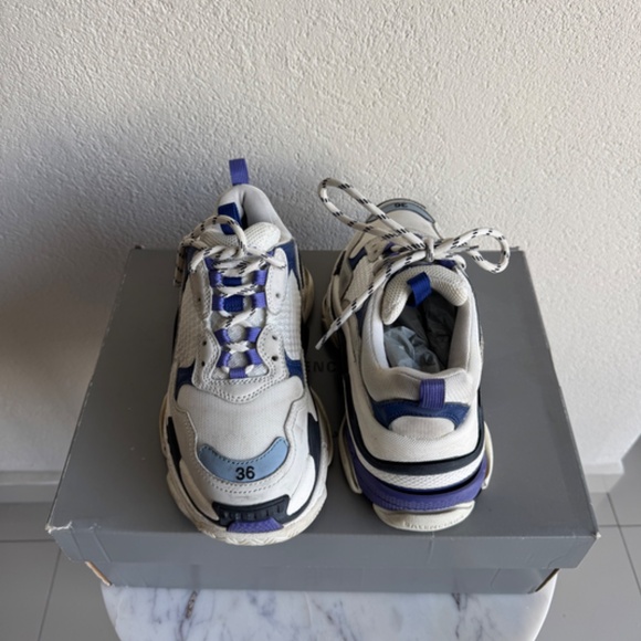 Balenciaga Triple S Women 6US